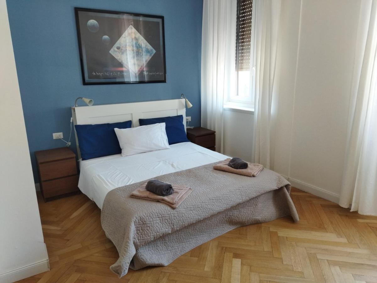 Piazza Goldoni Rooms Triest Zewnętrze zdjęcie