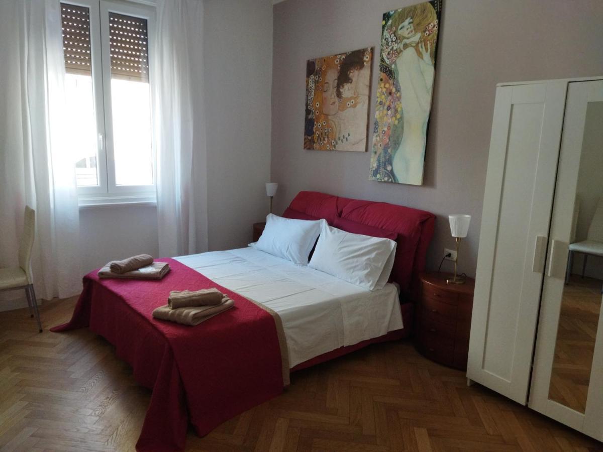 Piazza Goldoni Rooms Triest Zewnętrze zdjęcie